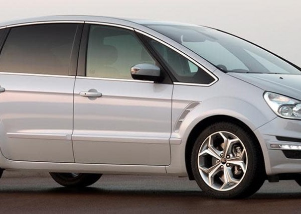 Ford S-Max Bérlés (Automata váltós ) 
