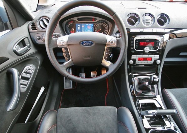 Ford Galaxy Bérlés
